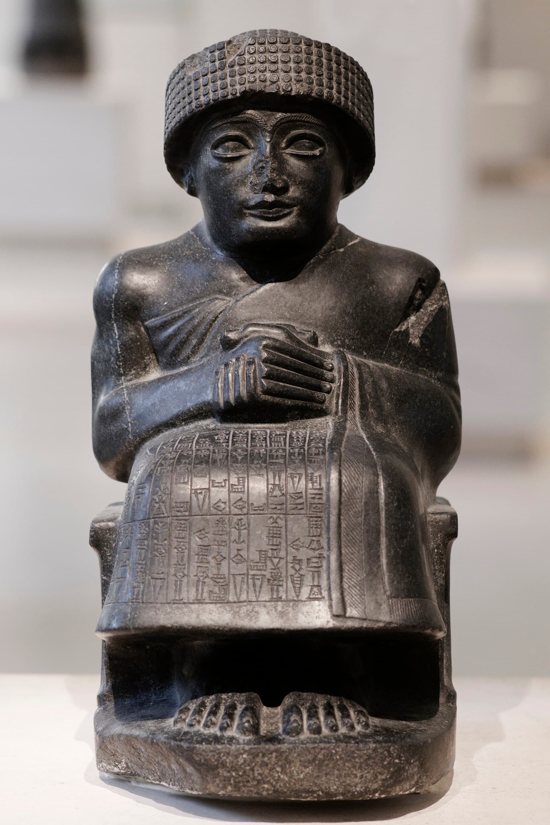 Statua di Gudea in diorite — Louvre