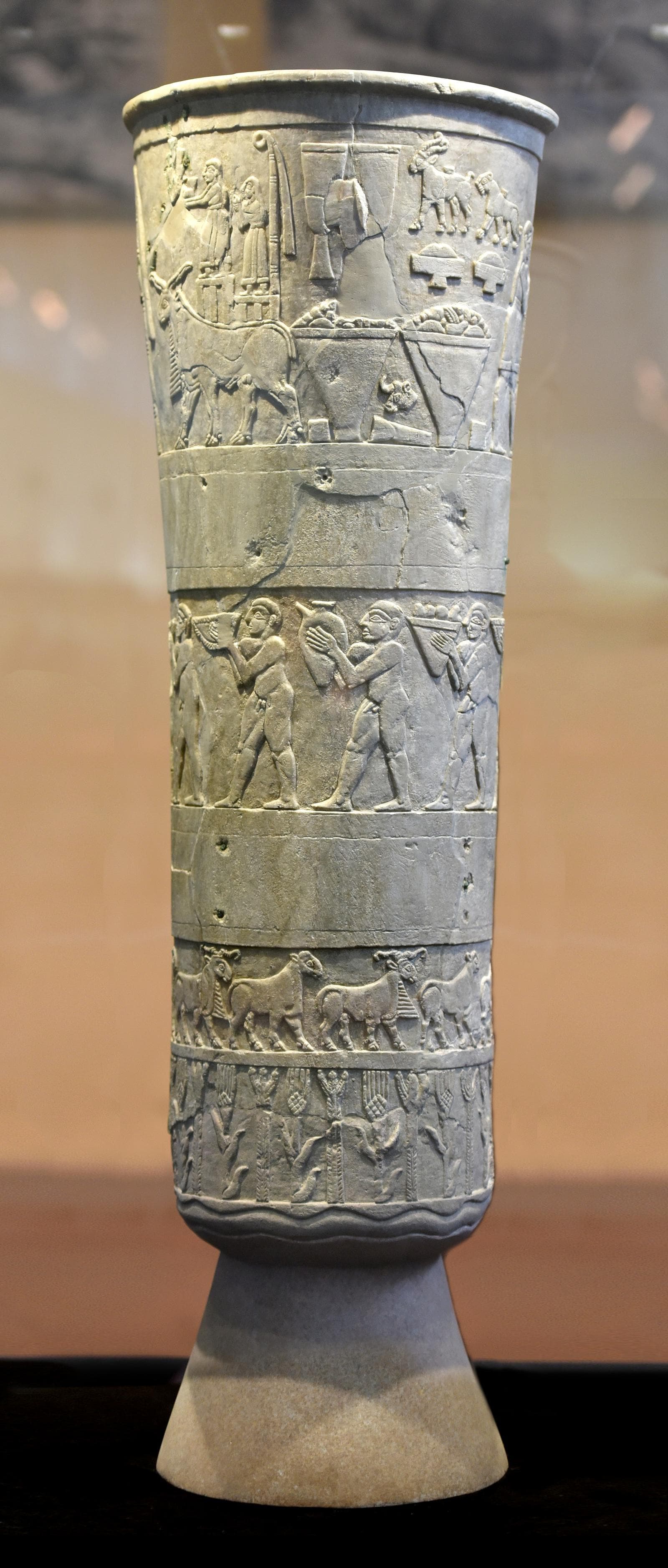 Vaso di Warka — Museo Nazionale dell'Iraq